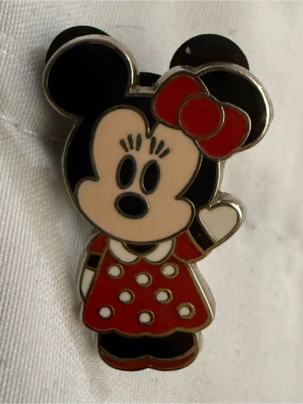 Disney Minnie Mouse Cutie Pin 2006